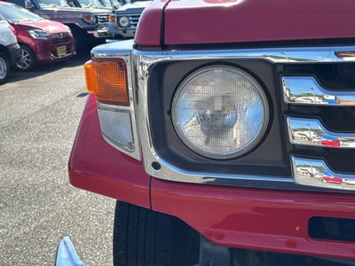 TOYOTA LAND CRUISER 70 - 8