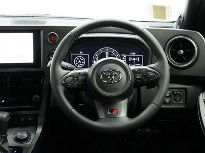 TOYOTA GR YARIS - 4