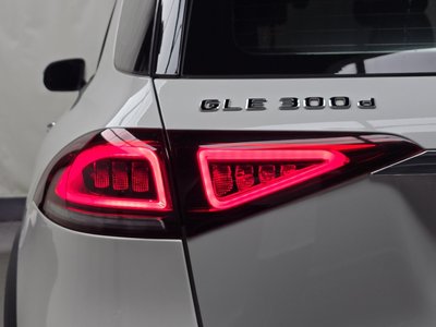 2021 Mercedes-BENZ GLE — фото 10