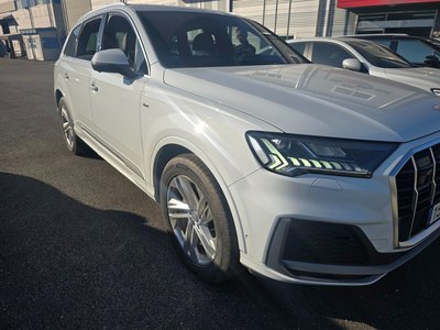 AUDI Q7 - 1