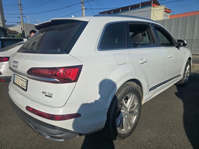 AUDI Q7 - 2