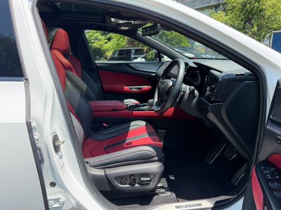 2024 Lexus NX — миниатюра 39