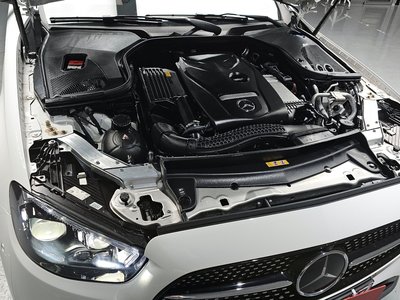 MERCEDES-BENZ E-CLASS - 7