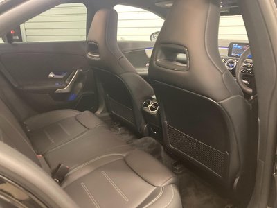 MERCEDES-BENZ CLA - 9