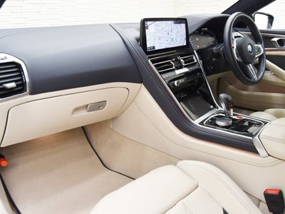 صورة 10 لـ 2023 BMW M8