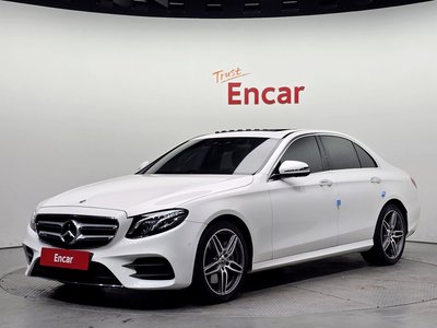 MERCEDES-BENZ E-CLASS - 1