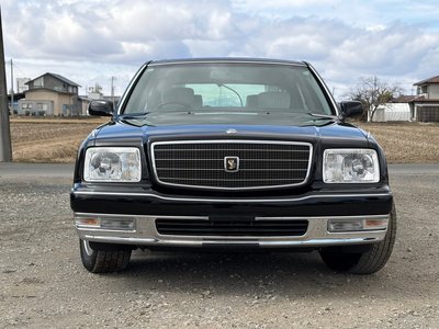 TOYOTA CENTURY - 7