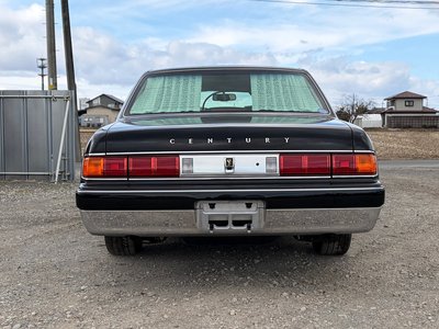TOYOTA CENTURY - 5