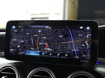 MERCEDES-BENZ GLC AMG - 8