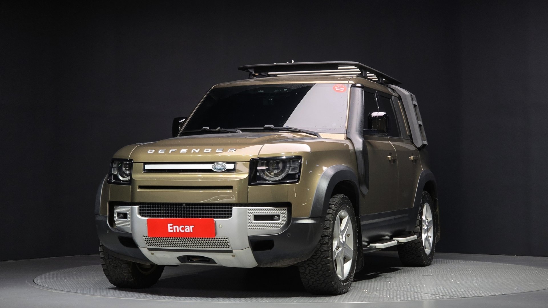 LAND ROVER DEFENDER - View 1