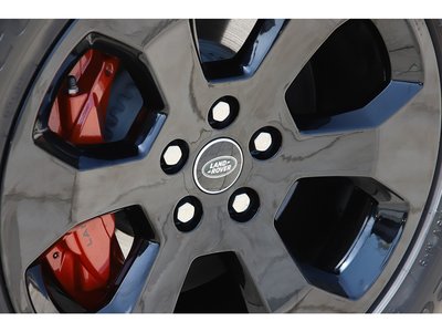 LAND ROVER DEFENDER - 10