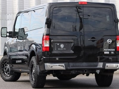 NISSAN NV3500 - 7