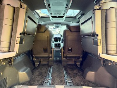 2024 Toyota ALPHARD 缩略图 32