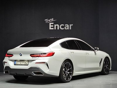 BMW 8 SERIES - 3