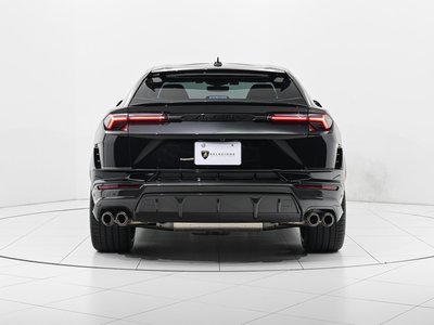 LAMBORGHINI URUS - 7