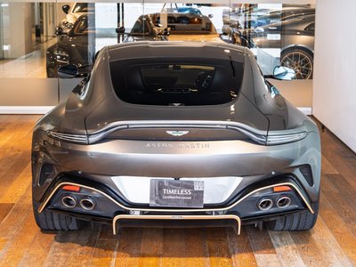 ASTON MARTIN VANTAGE - 9