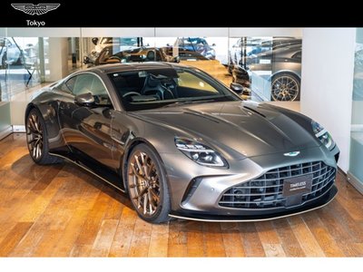 ASTON MARTIN VANTAGE - 1