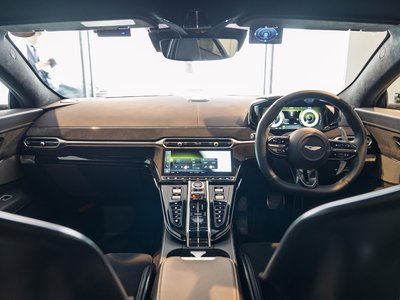 ASTON MARTIN VANTAGE - 2