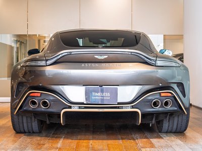 ASTON MARTIN VANTAGE - 10