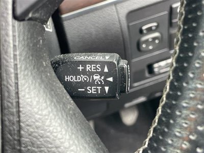 صورة مصغرة 30 لـ 2018 Toyota LAND CRUISER 200