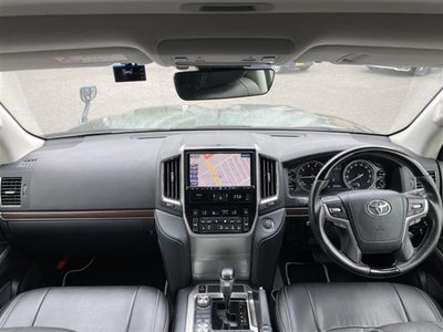 صورة مصغرة 42 لـ 2018 Toyota LAND CRUISER 200