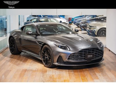 ASTON MARTIN DB12 - 1