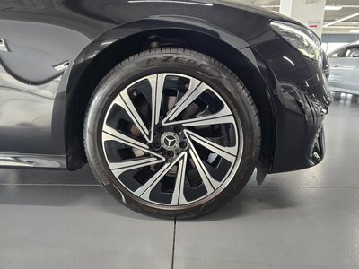 MERCEDES-BENZ E-CLASS - 6