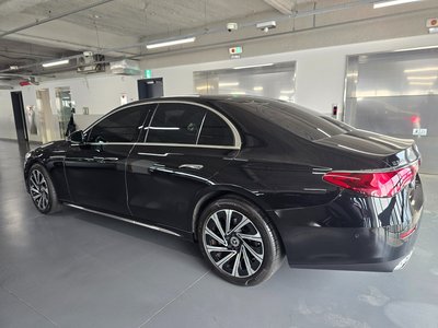 MERCEDES-BENZ E-CLASS - 5