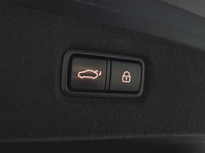 2021 Genesis G90 — миниатюра 20