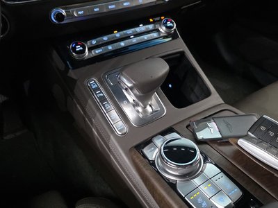 GENESIS G90 - 9
