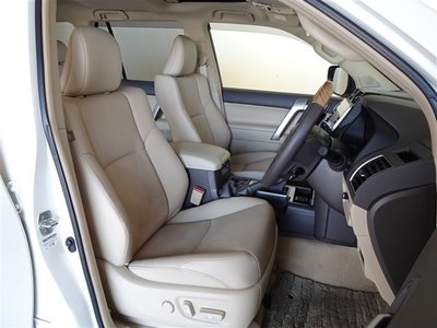 TOYOTA LAND CRUISER PRADO - 4