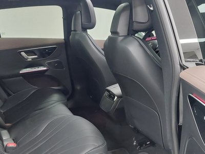 MERCEDES-BENZ EQE - 10