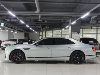 2023 Bentley FLYING SPUR 照片 5