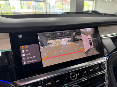 2023 Bentley FLYING SPUR 照片 9