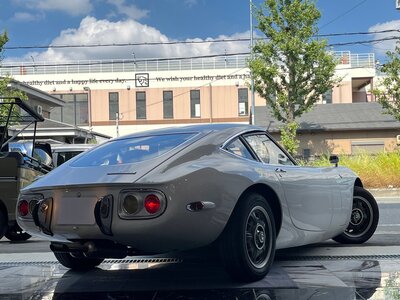 TOYOTA 2000GT - 4