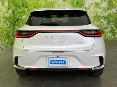 صورة مصغرة 42 لـ 2024 Lexus LBX