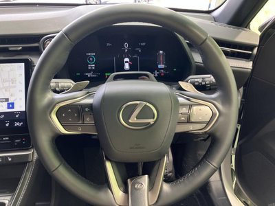 صورة مصغرة 14 لـ 2024 Lexus LBX