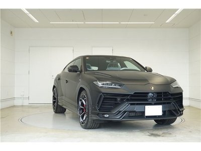 2025 Lamborghini URUS thumbnail 11
