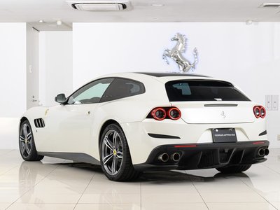 صورة 5 لـ 2018 Ferrari GTC4 LUSSO