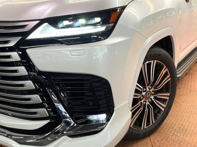 2025 Lexus LX 缩略图 14