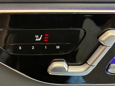 2025 MERCEDES-BENZ C-CLASS 照片 8