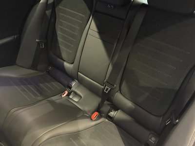2025 MERCEDES-BENZ C-CLASS 缩略图 15