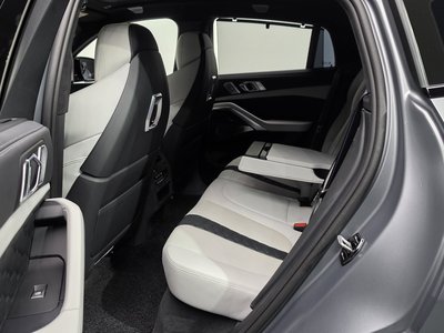 2025 BMW X6 M — миниатюра 17