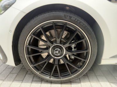 MERCEDES-BENZ E-CLASS AMG - 10