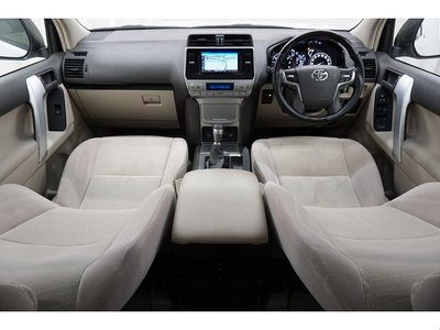 TOYOTA LAND CRUISER PRADO - 2