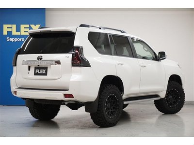 TOYOTA LAND CRUISER PRADO - 3