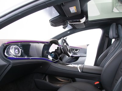 2023 Mercedes-BENZ EQE AMG thumbnail 45