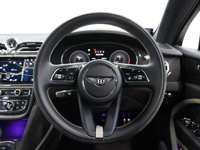 BENTLEY BENTAYGA - 10