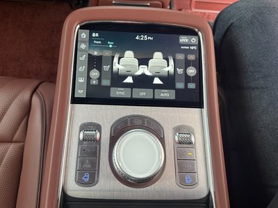 2022 Genesis G90 (RS4) — миниатюра 18