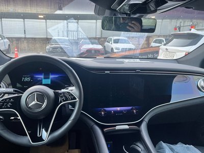 MERCEDES-BENZ EQS - 9